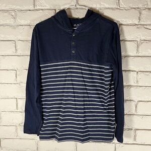 Children's Place long sleeve t-shirt with hood